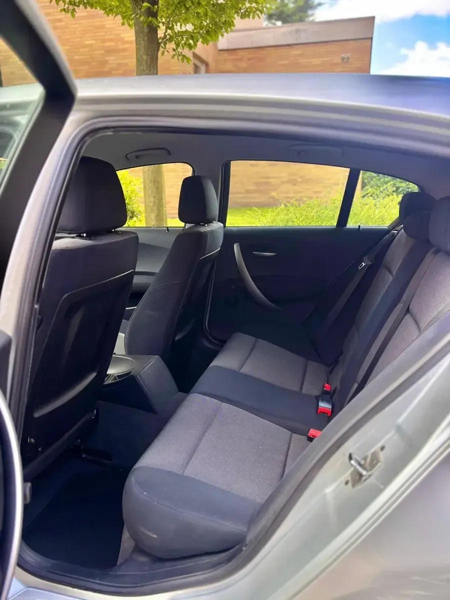 Gebraucht BMW 118 129 PS (94 kW) 2005 Silber Kleinwagen