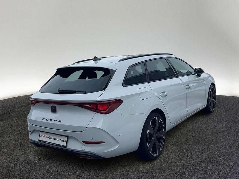Gebraucht Cupra Leon VZ 245 PS (180 kW) 2022 Nevada weiß metallic Kombi