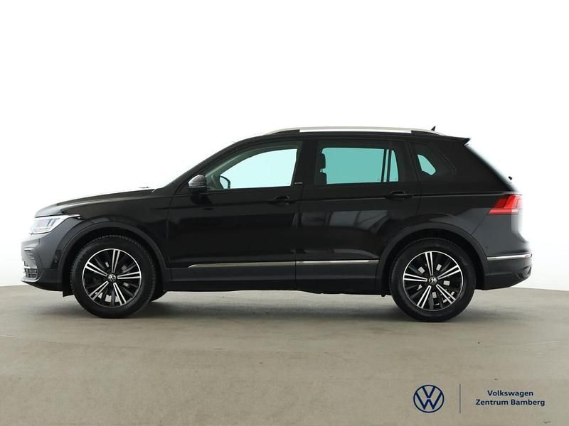 Gebraucht VW Tiguan Active 150 PS (110 kW) 2022 Schwarz SUV