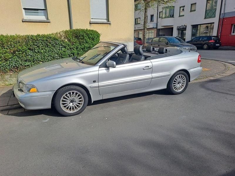 Gebraucht Volvo C70 Comfort 163 PS (119 kW) 2003 Silber Cabrio