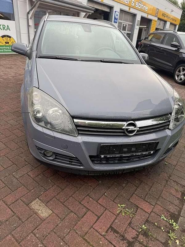 Beige Gebraucht 2005 Opel Astra Cosmo Kombi | 2.200 € (Guter Preis) - Bild 1/4