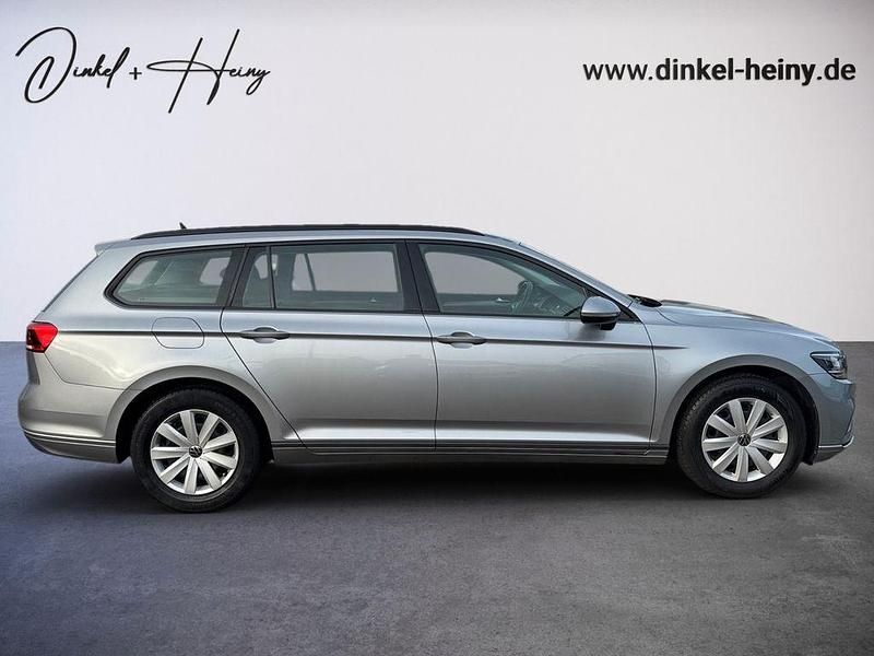 Gebraucht VW Passat Conceptline 150 PS (110 kW) 2022 Silber Kombi