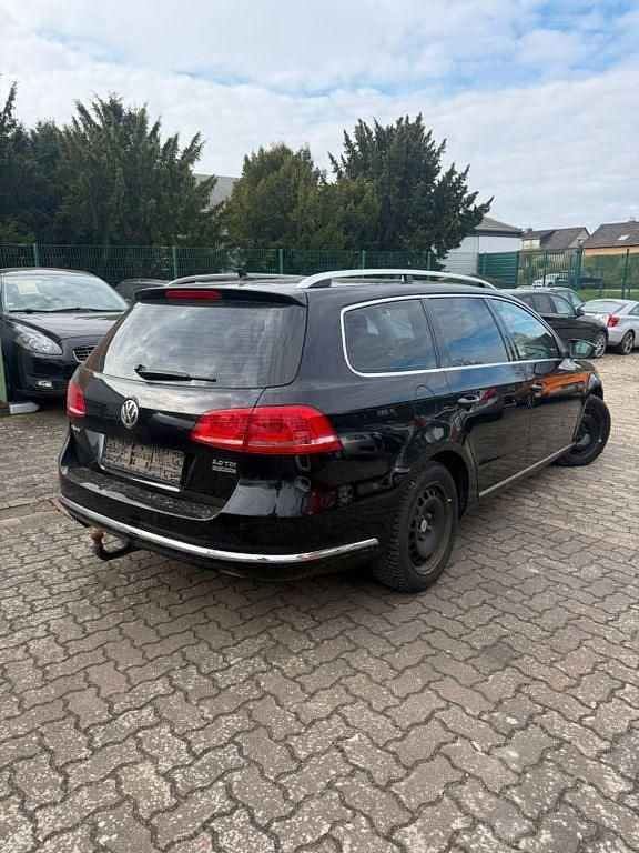 Gebraucht VW Passat 140 PS (102 kW) 2015 Schwarz Limousine