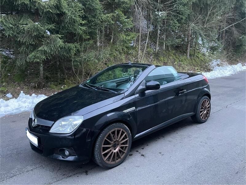 Schwarz Gebraucht 2008 Opel Tigra Cabrio | 2.300 € (Guter Preis) - Bild 1/4