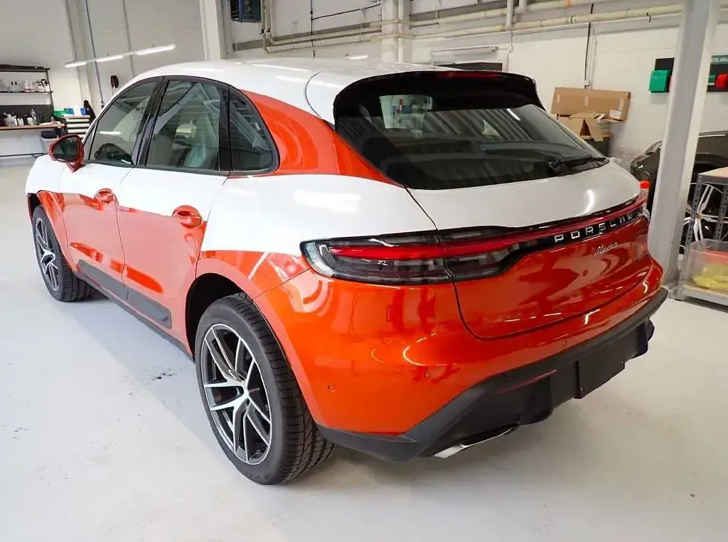 Neu Porsche Macan 265 PS (194 kW) 2026 Rot SUV