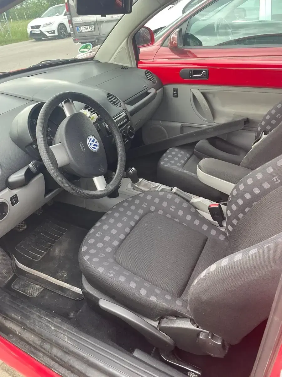 Gebraucht VW New Beetle 115 PS (84 kW) 1999 Rot Kleinwagen