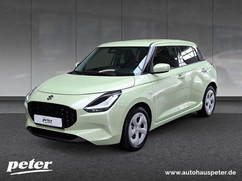 Neu Suzuki Swift 83 PS (61 kW) 2025 Gelb Kleinwagen