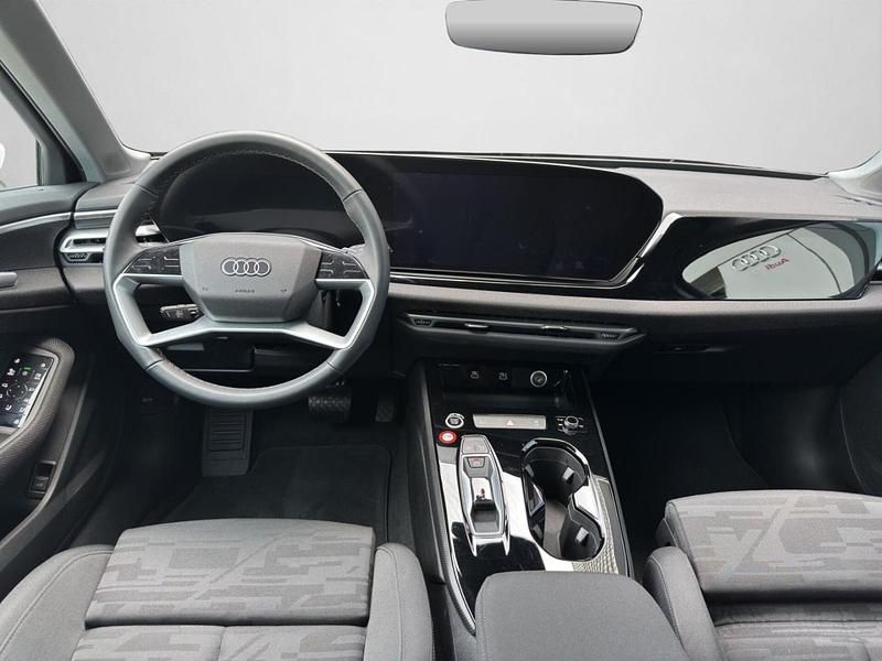 Gebraucht Audi A5 Ambiente 204 PS (150 kW) 2025 Gletscherweiß metallic Kombi