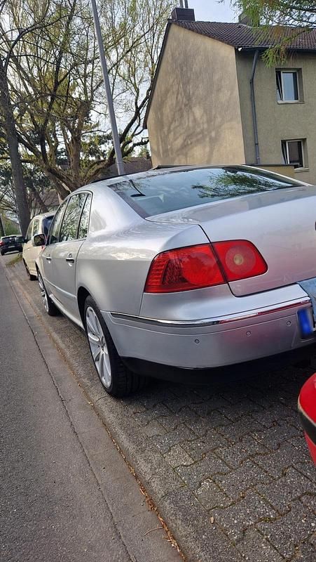 Second-hand VW Phaeton 230 CP (169 kW) 2006 Gri Berlinǎ