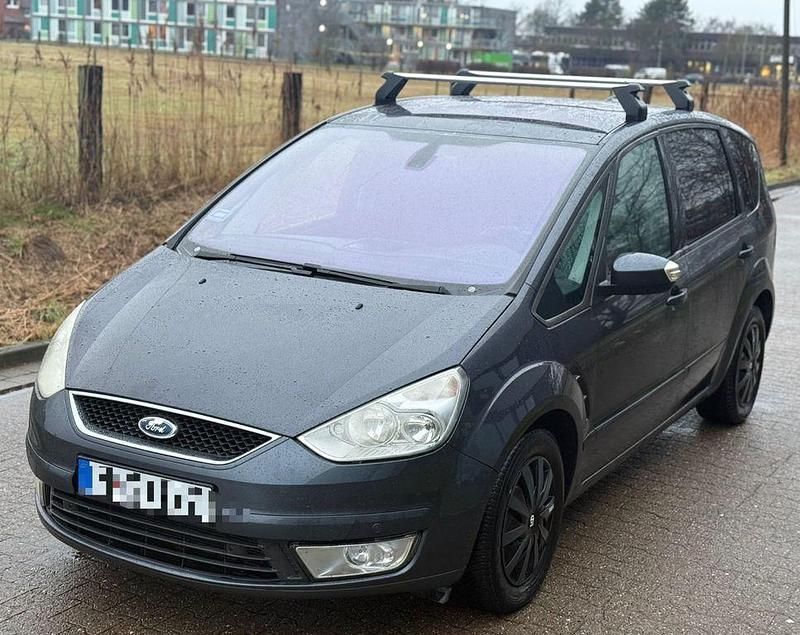 Gebraucht Ford S-MAX Business Edition 160 PS (117 kW) 2009 Grau Van / Kleinbus