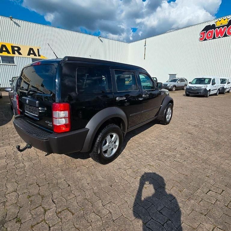 Second-hand Dodge Nitro 177 CP (130 kW) 2008 Negru SUV