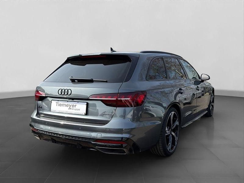 Gebraucht Audi A4 S-Line 204 PS (150 kW) 2025 Grau Kombi
