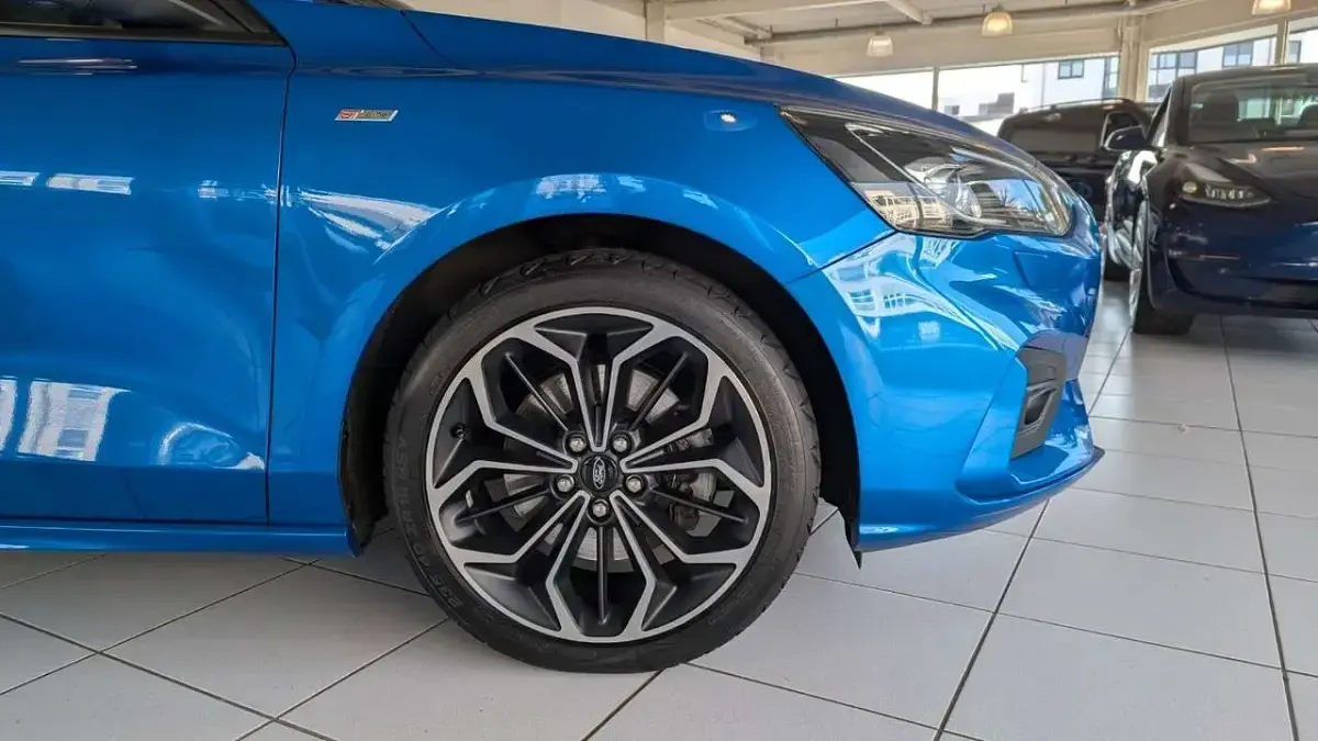 Gebraucht Ford Focus ST-Line 151 PS (111 kW) 2019 Blau Kombi