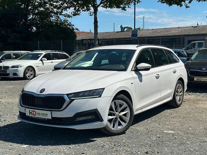 Gebraucht Skoda Octavia Clever 116 PS (85 kW) 2022 Weiß Kombi