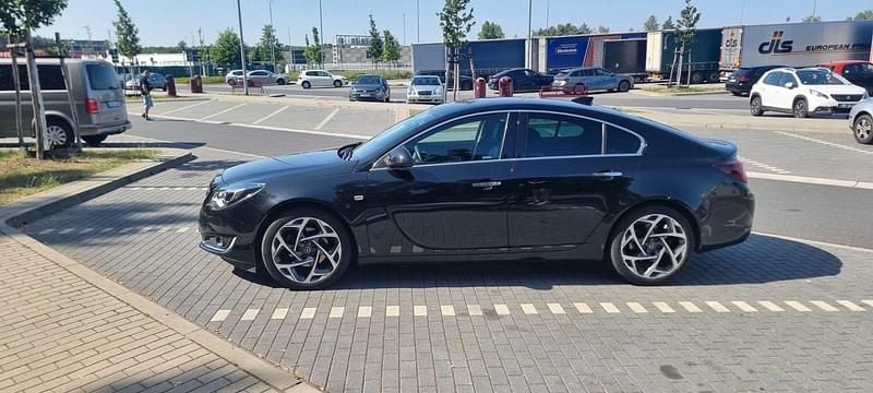 Gebraucht Opel Insignia 170 PS (125 kW) 2017 Schwarz Limousine