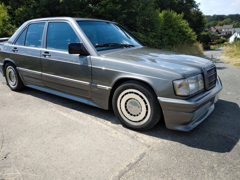 Gebraucht Mercedes 190 122 PS (89 kW) 1983 Limousine