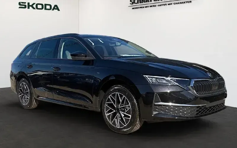 Neu Skoda Octavia RS 200 PS (147 kW) 2025 Schwarz Kombi
