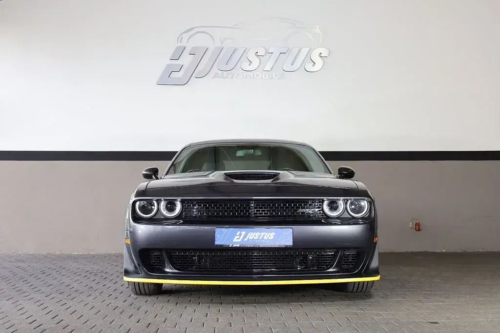 Gebraucht Dodge Challenger 377 PS (277 kW) 2023 Granite pearlcoat Coupé