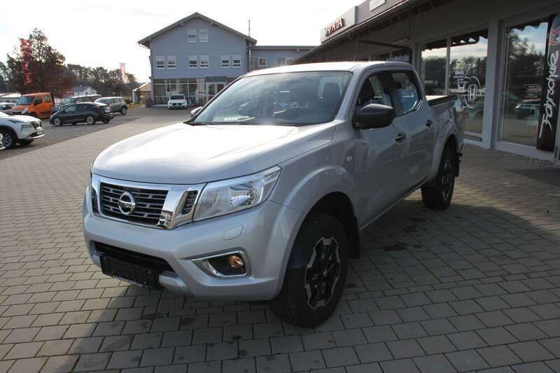 Silver (m) Gebraucht 2022 Nissan Navara Acenta Abholung | 32.900 € (Guter Preis) - Bild 1/4