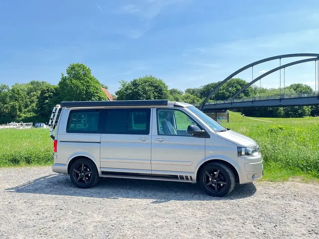 Gebraucht VW California California 140 PS (102 kW) 2013 Grau Van