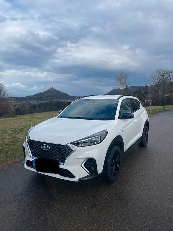 Weiß Gebraucht 2019 Hyundai Tucson N Line SUV | 18.750 € (Fairer Preis) - Bild 1/4