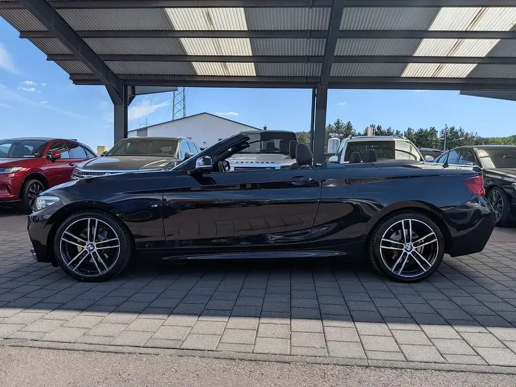 Gebraucht BMW 220 M Sport 184 PS (135 kW) 2021 Schwarz Cabrio