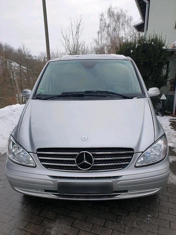 Gebraucht Mercedes Viano 150 PS (110 kW) 2007 Silber Van / Kleinbus