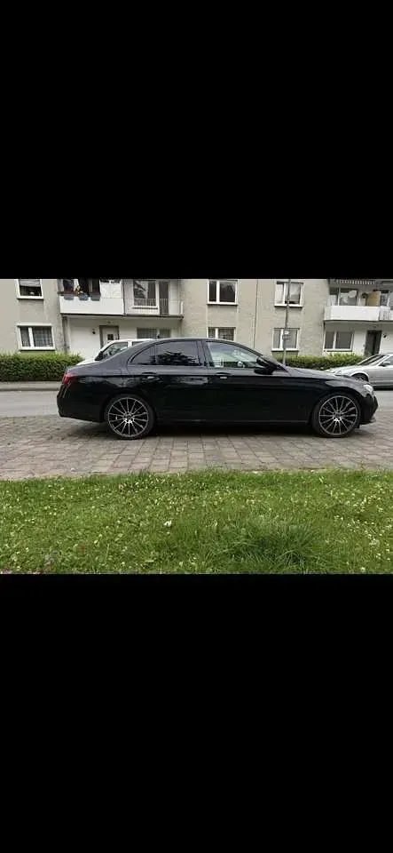 Gebraucht Mercedes 220 264 PS (194 kW) 2016 Schwarz Limousine
