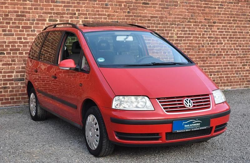 Gebraucht VW Sharan S 116 PS (85 kW) 2004 Rot Van / Kleinbus