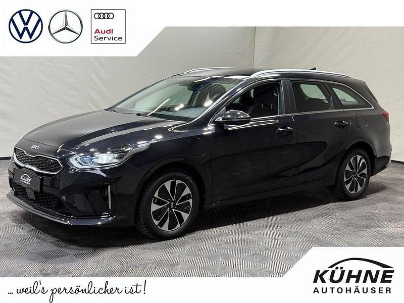 Gebraucht Kia Ceed Spirit 141 PS (103 kW) 2021 Schwarz Kleinwagen