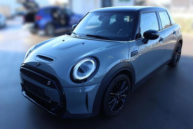 Grau Gebraucht 2022 Mini Cooper S Kleinwagen | 25.190 € (Teuer) - Bild 1/4
