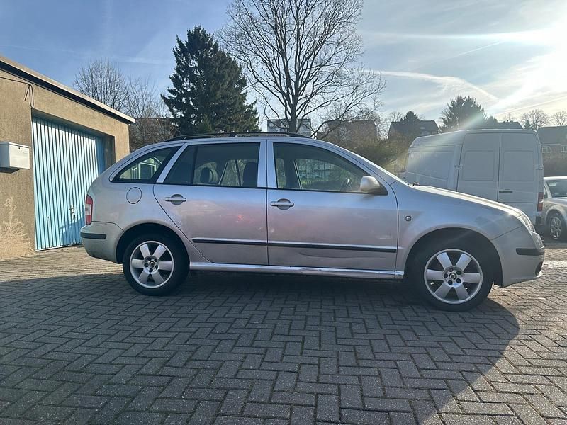 Gebraucht Skoda Fabia 80 PS (58 kW) 2007 Silber Kombi