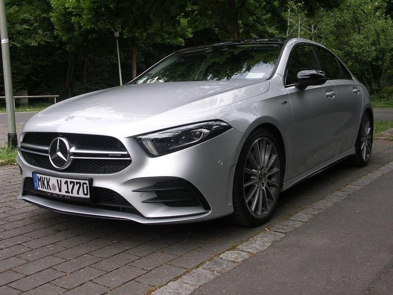 Gebraucht Mercedes A250 AMG 224 PS (164 kW) 2019 Silber Limousine