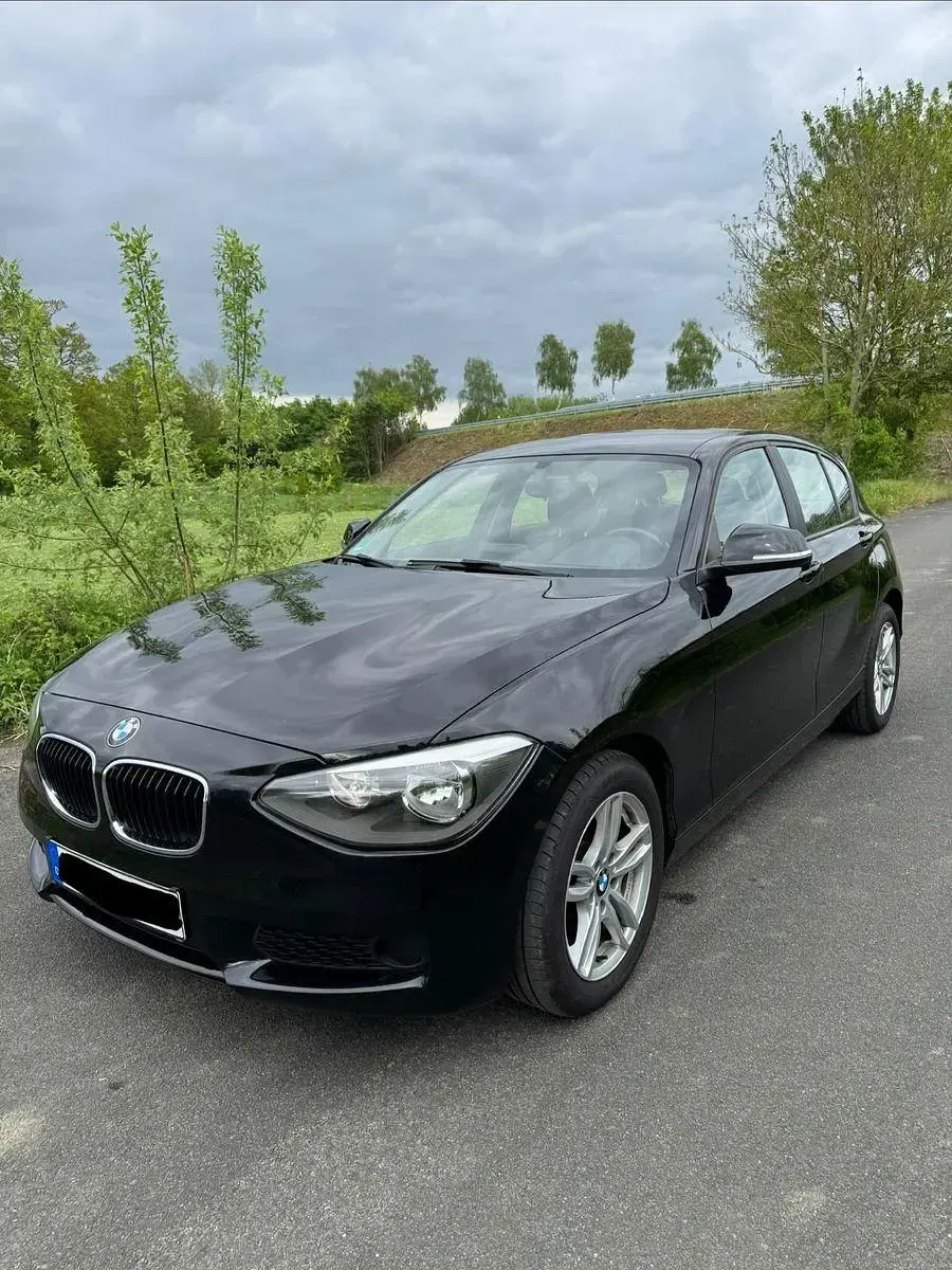 Gebraucht BMW 114 Performance 199 PS (146 kW) 2015 Schwarz Kleinwagen