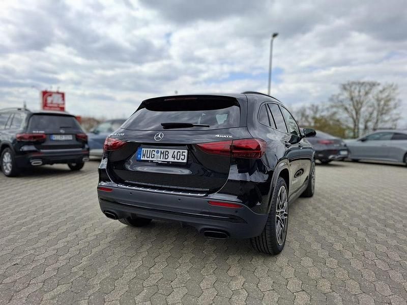 Gebraucht Mercedes GLA220 AMG 190 PS (139 kW) 2025 Schwarz SUV