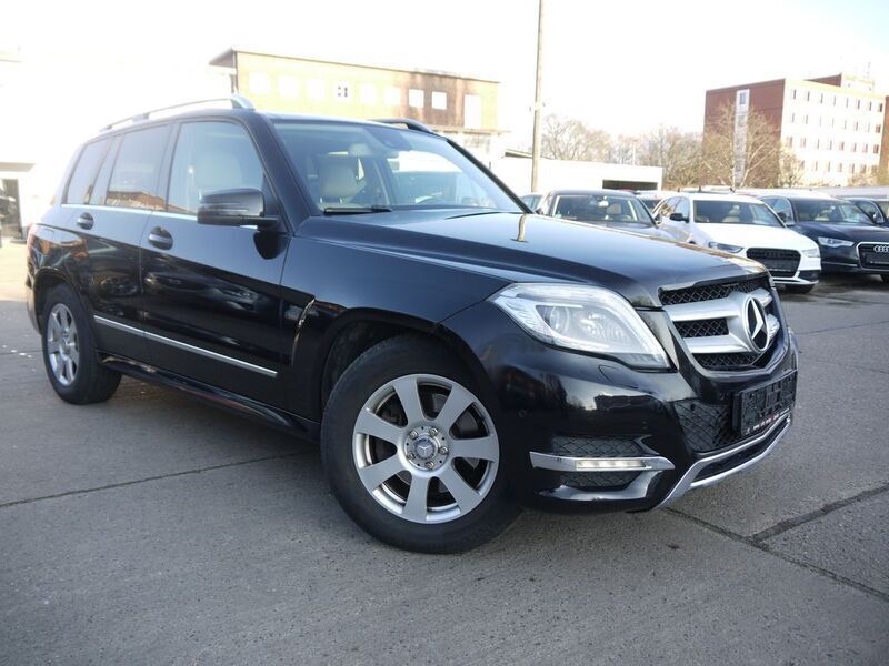 Schwarz Gebraucht 2015 Mercedes GLK350 SUV | 11.999 € (Superpreis) - Bild 1/4