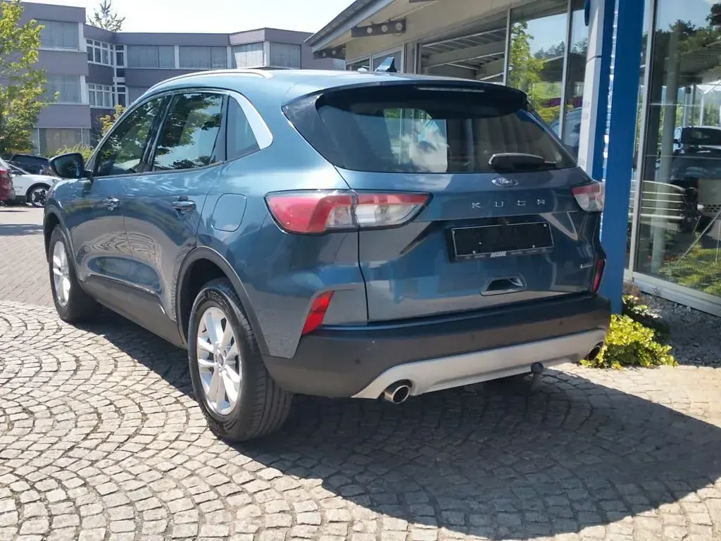 Gebraucht Ford Kuga Titanium 224 PS (164 kW) 2022 Chromablau metallic SUV