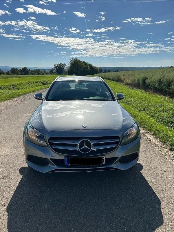 Grau Gebraucht 2014 Mercedes C220 Avantgarde Kombi | 16.800 € (Fairer Preis) - Bild 1/4