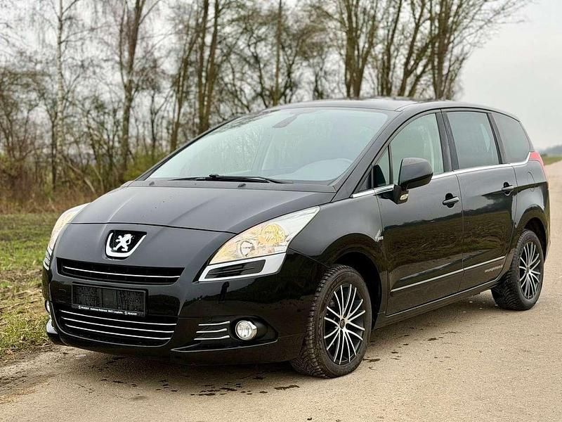 Gebraucht Peugeot 5008 Premium 156 PS (114 kW) 2011 Schwarz Kombi