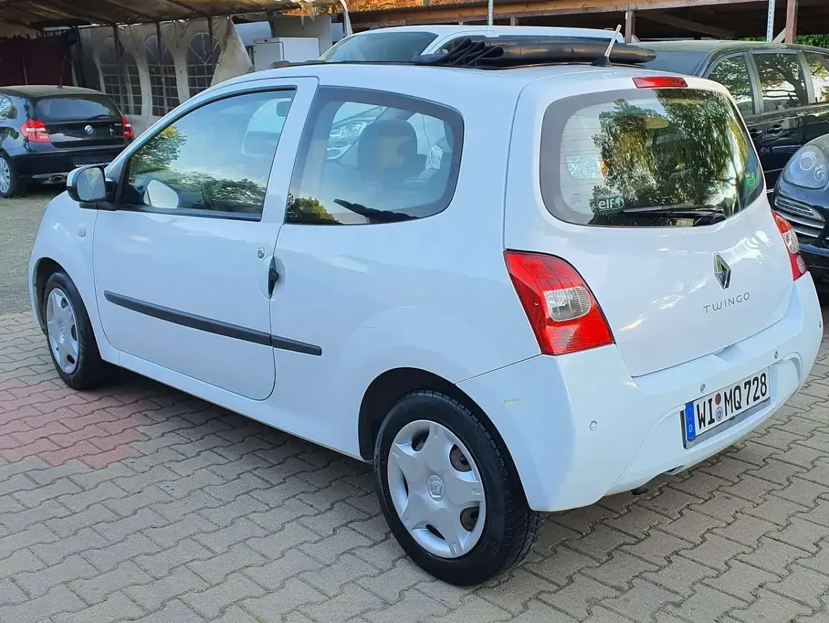 Gebraucht Renault Twingo Authentique 75 PS (55 kW) 2011 Gletscherweiss Kleinwagen
