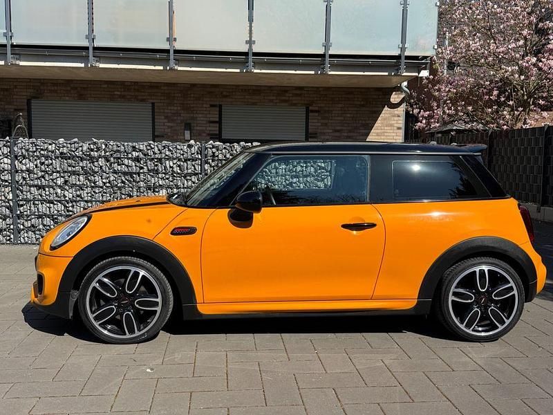 Gebraucht Mini Cooper SD 170 PS (125 kW) 2018 Orange Kleinwagen