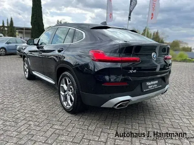 Usata BMW X4 Performance 190 CV (139 kW) 2023 Nero SUV
