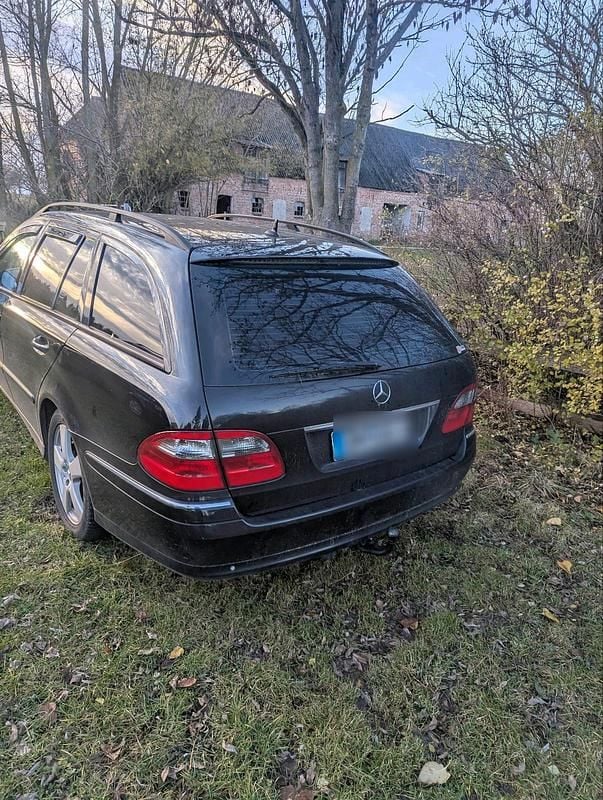 Gebraucht Mercedes E280 190 PS (139 kW) 2007 Schwarz Kombi