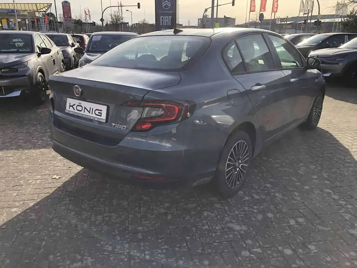 Gebraucht Fiat Tipo Urban 131 PS (96 kW) 2026 Blau Limousine