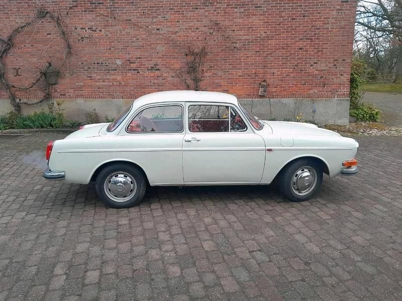 Usado VW Type 3 60 HP (44 kW) 1970 Branco Sedan