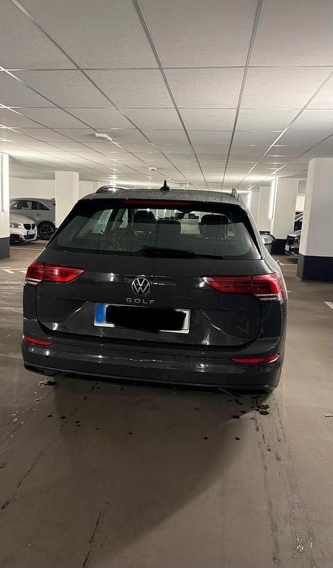 Gebraucht VW Golf VIII 116 PS (85 kW) 2022 Grau Kombi