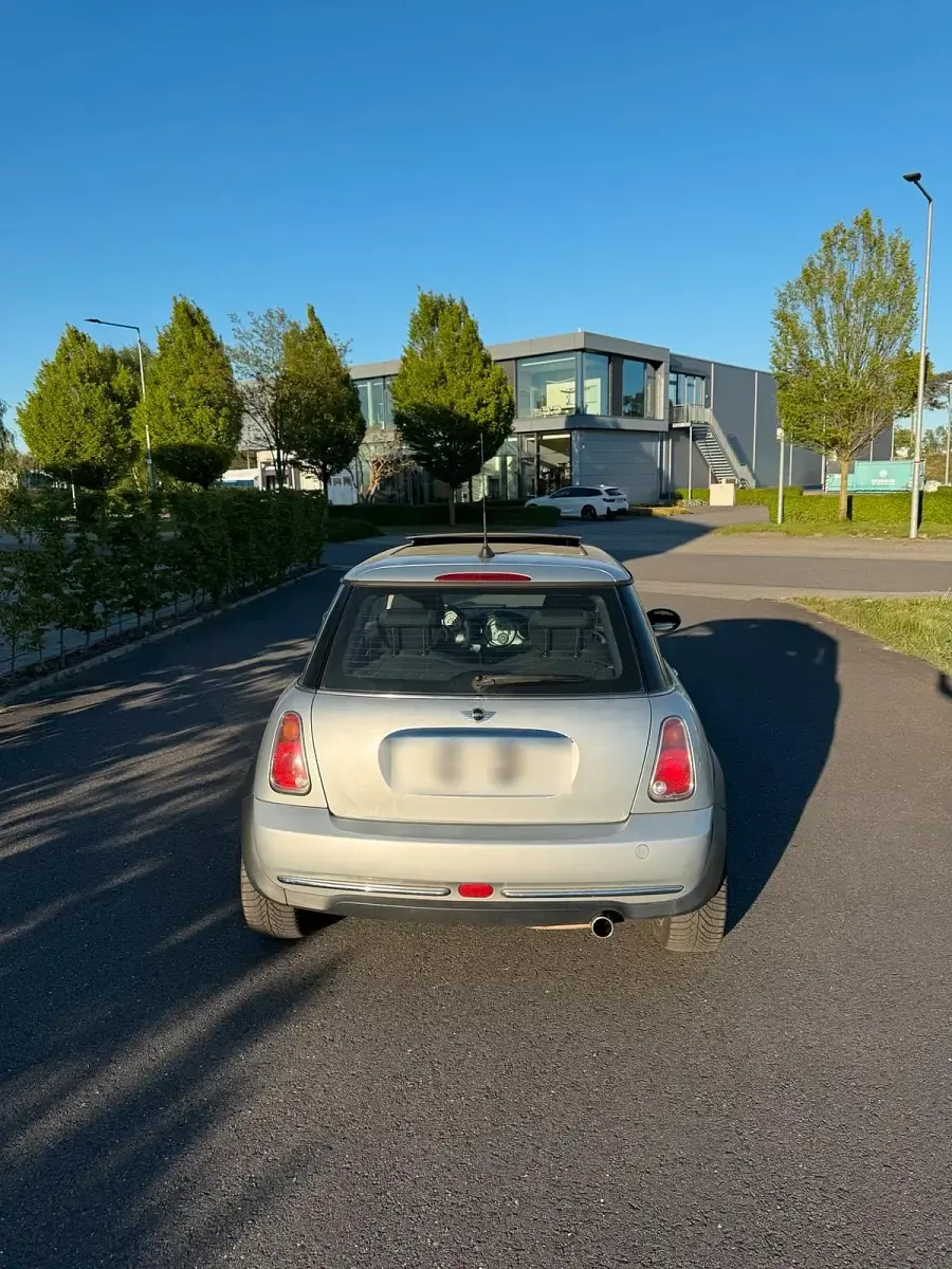 Used Mini ONE 90 HP (66 kW) 2005 Grey Hatchback