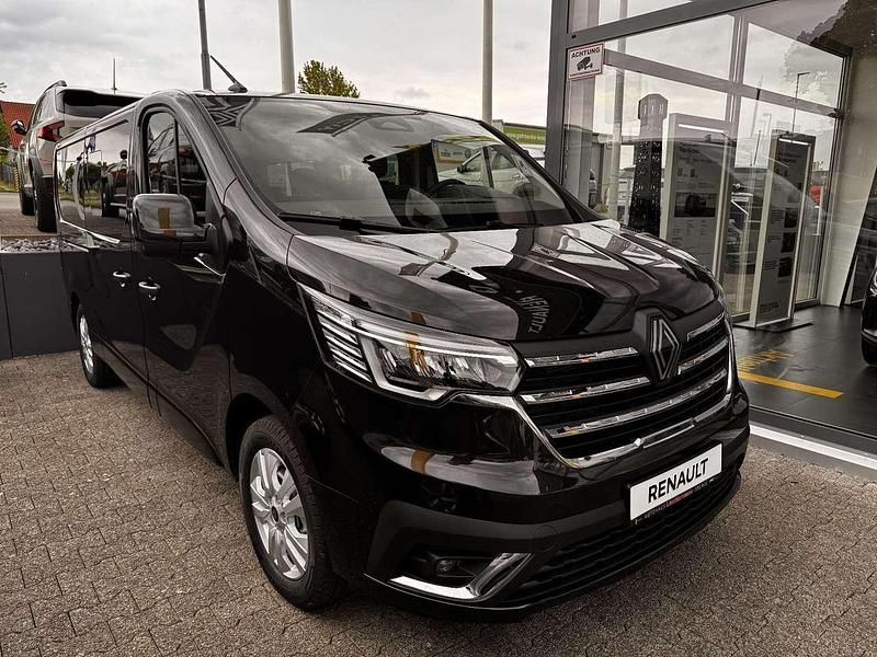 Usata Renault Trafic Evolution 110 CV (80 kW) 2024 Nero Monovolume