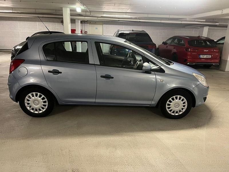 Gebraucht Opel Corsa Basis 80 PS (58 kW) 2007 Blau Kleinwagen