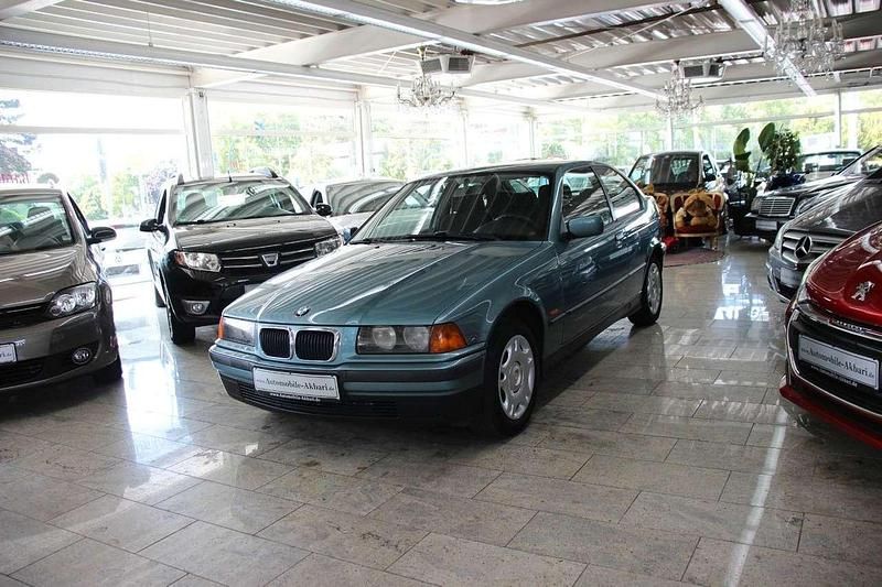Gebraucht BMW 316 102 PS (75 kW) 1998 Grün Coupé